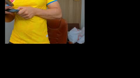 Snapshot of deymond_10inch chatting on July 7, 11:31 pm DEYMOND 10INCH online show from July 7, 11:31 pm