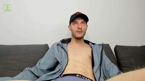 deymond_russo online show from February 9, 6:28 am