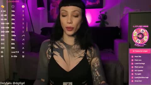 dgtlgrl online show from September 16, 3:13 pm