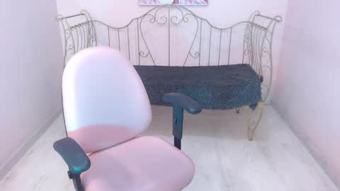 Dhalton online show from April 23, 2:46 am