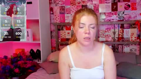 Snapshot of di_fox chatting on November 7, 5:07 am Di Fox online show from November 7, 5:07 am