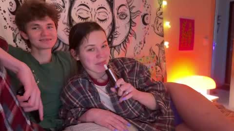 Di Alex online show from February 13, 4:39 pm