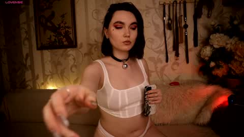 Diana Di Honey online show from February 7, 12:06 pm