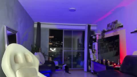 Diego online show from November 3, 1:51 am