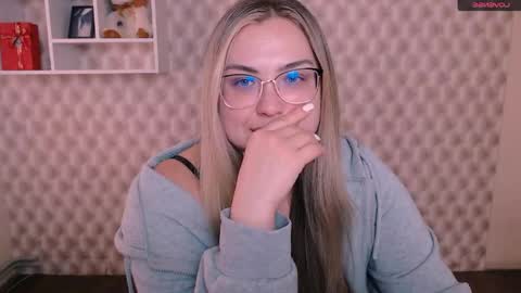 Kriss online show from April 16, 9:43 am