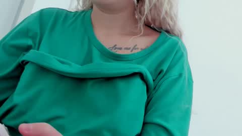 Thea online show from January 8, 7:45 am