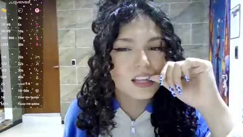 DiamondCurls online show from August 4, 3:58 pm