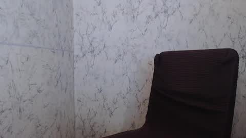 diamond is online show from April 28, 6:57 pm