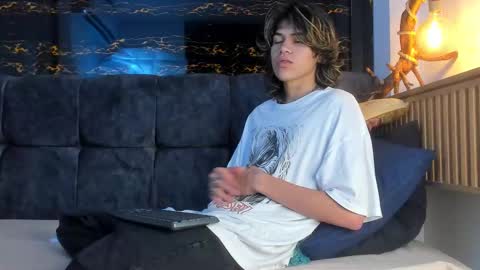 diamond_twink online show from October 10, 7:35 pm