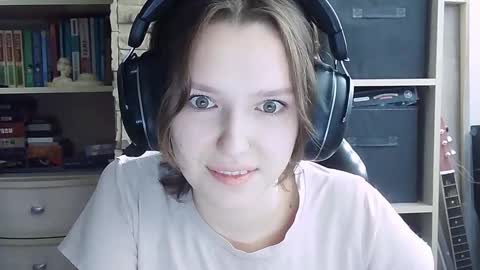 Snapshot of diana_back3 chatting on September 30, 6:07 am diana_back3 online show from September 30, 6:07 am