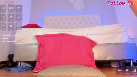 Snapshot of diana_clarck chatting on May 28, 10:40 pm Diana Tamayo online show from May 28, 10:40 pm