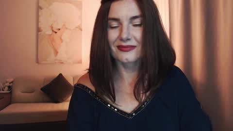 Diana DeLua online show from September 8, 3:55 pm