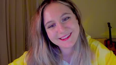 Snapshot of diana_floweri chatting on December 6, 3:33 pm Diana online show from December 6, 3:33 pm