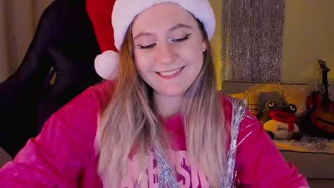 Snapshot of diana_floweri chatting on December 8, 5:11 pm Diana online show from December 8, 5:11 pm