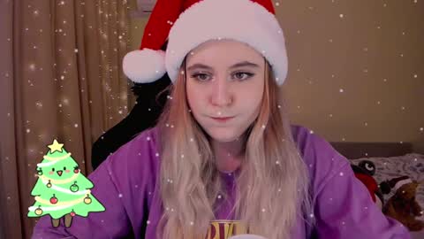 Snapshot of diana_floweri chatting on December 25, 9:13 am Diana online show from December 25, 9:13 am