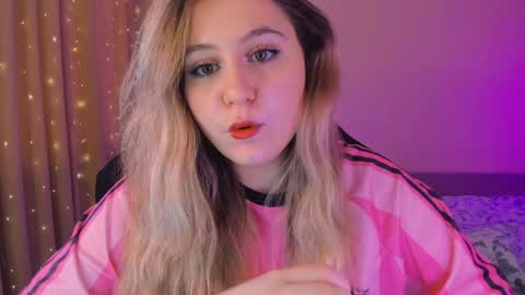 Snapshot of diana_floweri chatting on January 17, 10:00 am Diana online show from January 17, 10:00 am