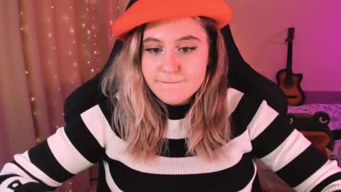 Snapshot of diana_floweri chatting on February 13, 1:15 pm Diana online show from February 13, 1:15 pm