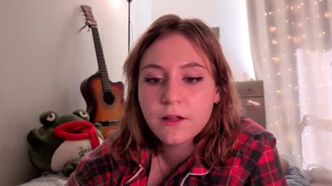 Snapshot of diana_floweri chatting on September 25, 9:24 am Diana online show from September 25, 9:24 am