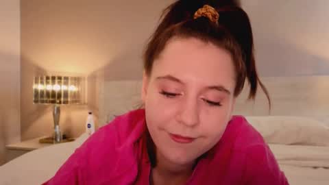 Snapshot of diana_floweri chatting on October 24, 5:37 am Diana online show from October 24, 5:37 am