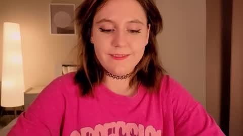 Snapshot of diana_floweri chatting on November 8, 3:39 am Diana online show from November 8, 3:39 am