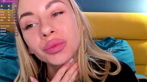 Snapshot of diana_garrett chatting on January 25, 11:55 am Diana  online show from January 25, 11:55 am