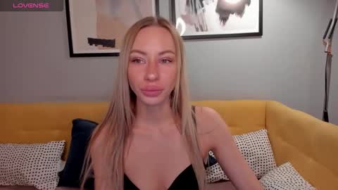 Snapshot of diana_garrett chatting on September 21, 1:29 am Diana  online show from September 21, 1:29 am