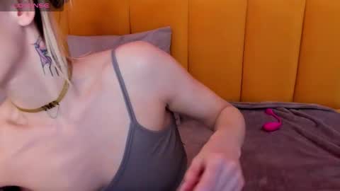 Diana  online show from November 14, 1:37 am