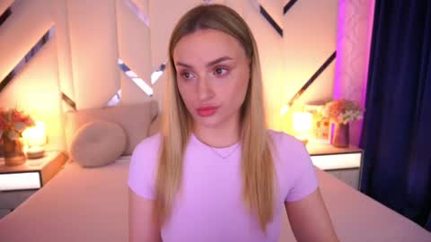 diana_nova online show from May 22, 1:39 pm