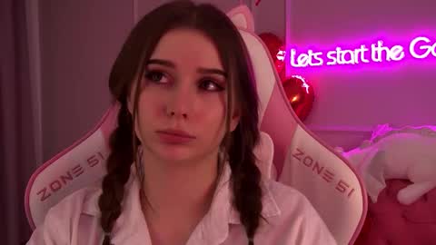 Diana online show from February 12, 3:51 am