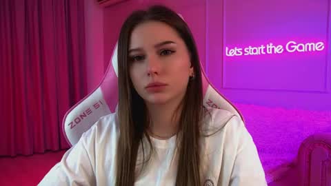 Snapshot of dianabecker chatting on April 27, 6:17 pm Diana online show from April 27, 6:17 pm