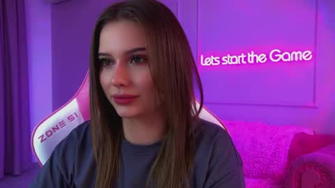 Snapshot of dianabecker chatting on May 10, 6:13 pm Diana online show from May 10, 6:13 pm