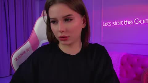 Snapshot of dianabecker chatting on May 25, 8:15 pm Diana online show from May 25, 8:15 pm