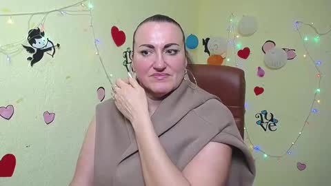 Diana online show from March 10, 12:15 pm