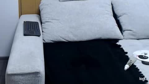 dianasmiey7 online show from December 3, 9:40 am