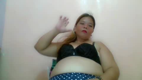 Snapshot of diane4you chatting on July 28, 2:35 pm diane4you online show from July 28, 2:35 pm