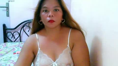Snapshot of diane4you chatting on August 1, 1:10 pm diane4you online show from August 1, 1:10 pm