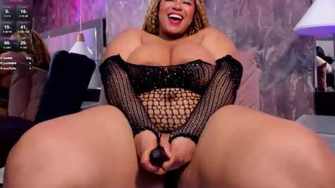 Snapshot of diane_melo chatting on October 28, 3:43 am DIANE online show from October 28, 3:43 am