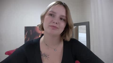 Snapshot of dianemills chatting on January 26, 8:34 pm Diane Mills online show from January 26, 8:34 pm