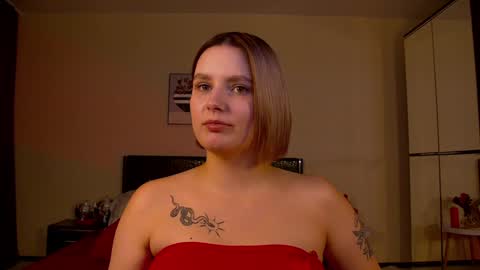 Snapshot of dianemills chatting on February 6, 2:33 am Diane Mills online show from February 6, 2:33 am