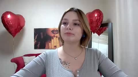 Snapshot of dianemills chatting on February 23, 5:29 pm Diane Mills online show from February 23, 5:29 pm