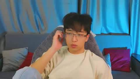 Adam online show from February 7, 2:32 pm