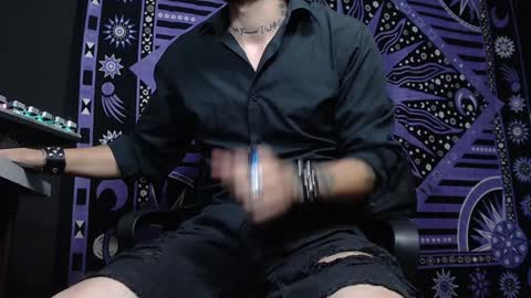 DICAPRIO online show from February 3, 6:39 pm