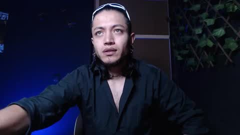 DICAPRIO online show from October 25, 1:07 pm