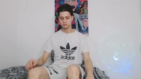 dick_boy_18 online show from April 30, 4:35 pm
