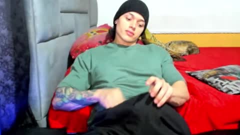 jhon online show from February 7, 11:45 pm