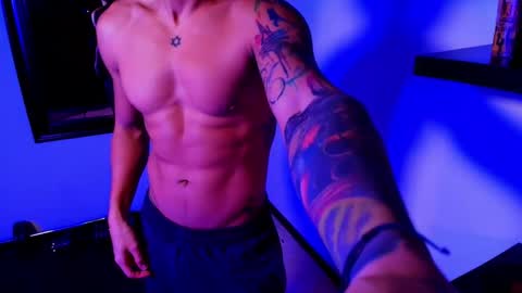 Snapshot of dickdamian_ chatting on September 30, 6:18 am Damin online show from September 30, 6:18 am