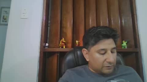 dickeduardo online show from April 21, 2:51 am