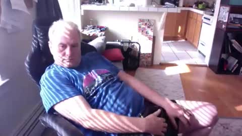 Snapshot of dickflasher5 chatting on April 1, 2:47 pm Richard Fleischer online show from April 1, 2:47 pm