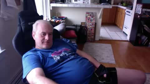 Snapshot of dickflasher5 chatting on April 2, 2:47 pm Richard Fleischer online show from April 2, 2:47 pm