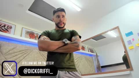 Snapshot of dickgriffith chatting on February 13, 12:21 pm Dick Griffith online show from February 13, 12:21 pm